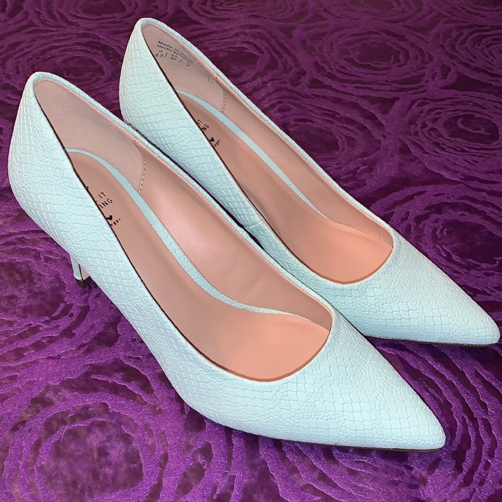 CALL IT SPRING vegan heels, like new condition, size 6.5